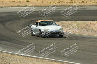 media/Jun-01-2025-CalClub SCCA (Sun) [[eae223c5dd]]/Group 1/Track Event 4/